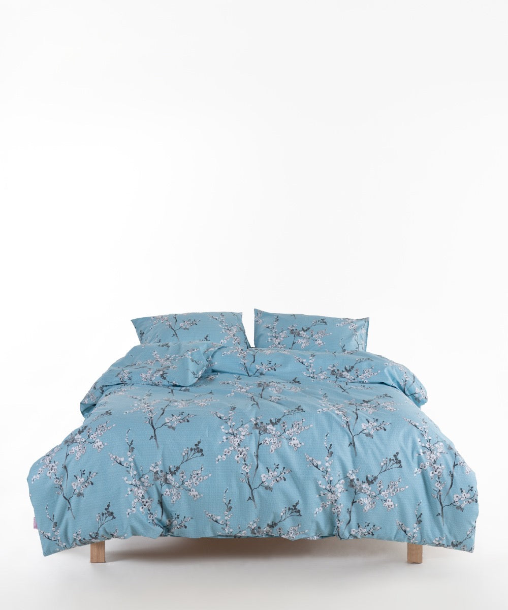 Bettwäsche-Set mit blau-weißem Blumenmuster aus 100 % Baumwolle – OEKO-TEX®-zertifizierter botanischer Druck für ruhige, zeitlose Interieurs | Die Floral Edition von Mila Home