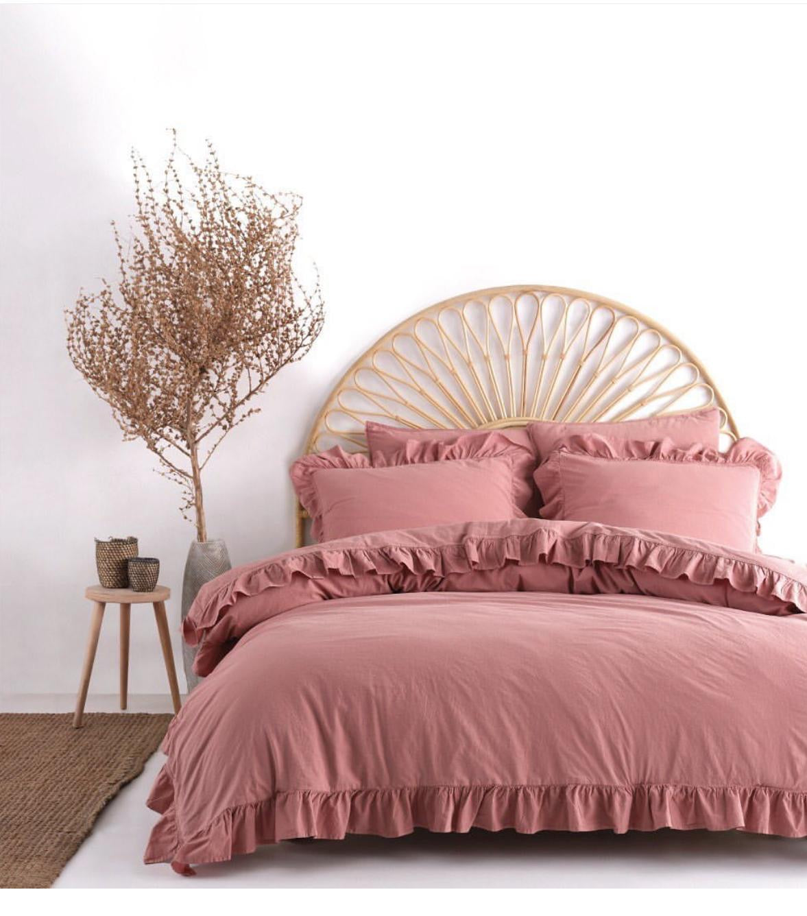 Bettwäsche-Set aus 100 % Baumwolle in der Kollektion „Dusty Rose Soft Garment Washed“ mit weichen Rüschen | OEKO-TEX®-zertifiziert, Knitteroptik