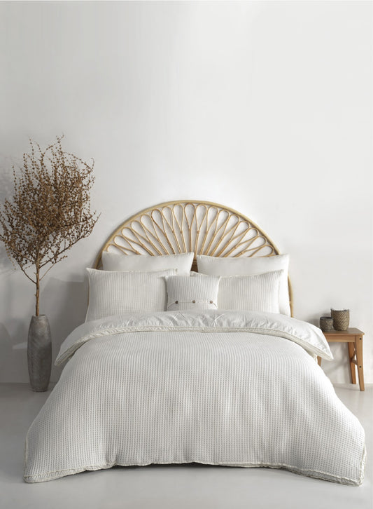 Luxuriöse Waffelpiqué-Tagesdecke „Bianco“ – 100 % Baumwolle, sanfte Farbtöne | Mila Home 