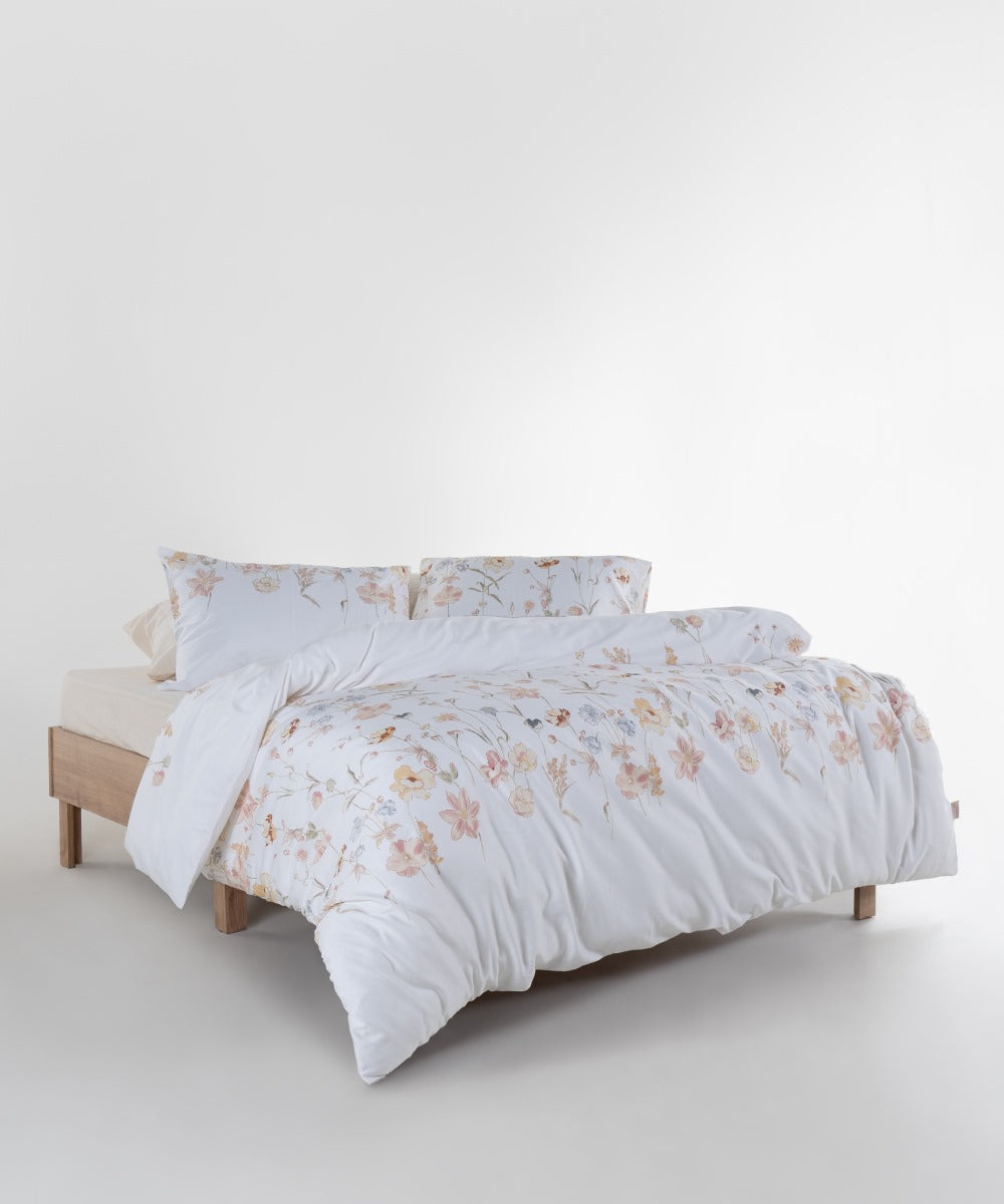 Bettwäsche-Set „Elfenbeinfarbener Gartenblumen-Satin“ (210 TC) | OEKO-TEX®-zertifiziert