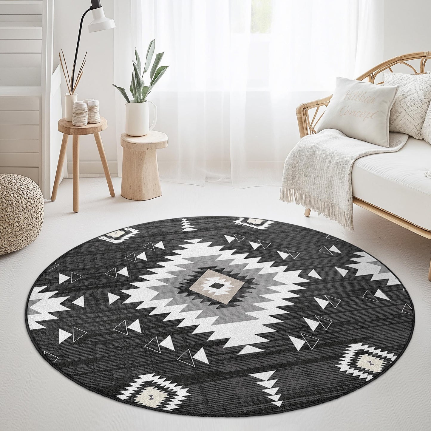 Geometrischer runder Teppich in Schwarz-Weiß, moderner Boho-Kreisteppich, stilvolle Wohnzimmerdekoration, einzigartiger runder Teppich für Zuhause