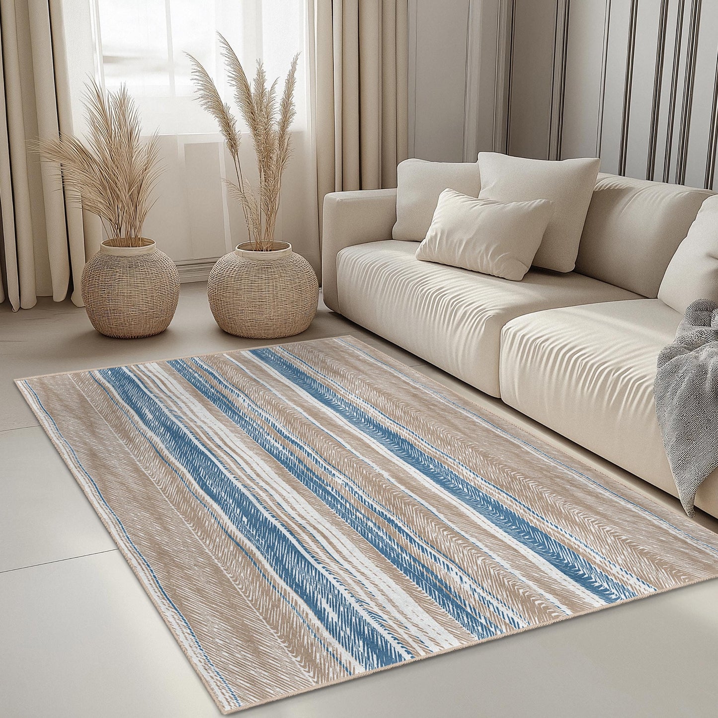 Eleganter, gestreifter rechteckiger Teppich, moderner Wohnzimmerteppich, weicher beige-blau gestreifter Teppich, stilvolle Wohndekoration, gemütliche Zimmermatte
