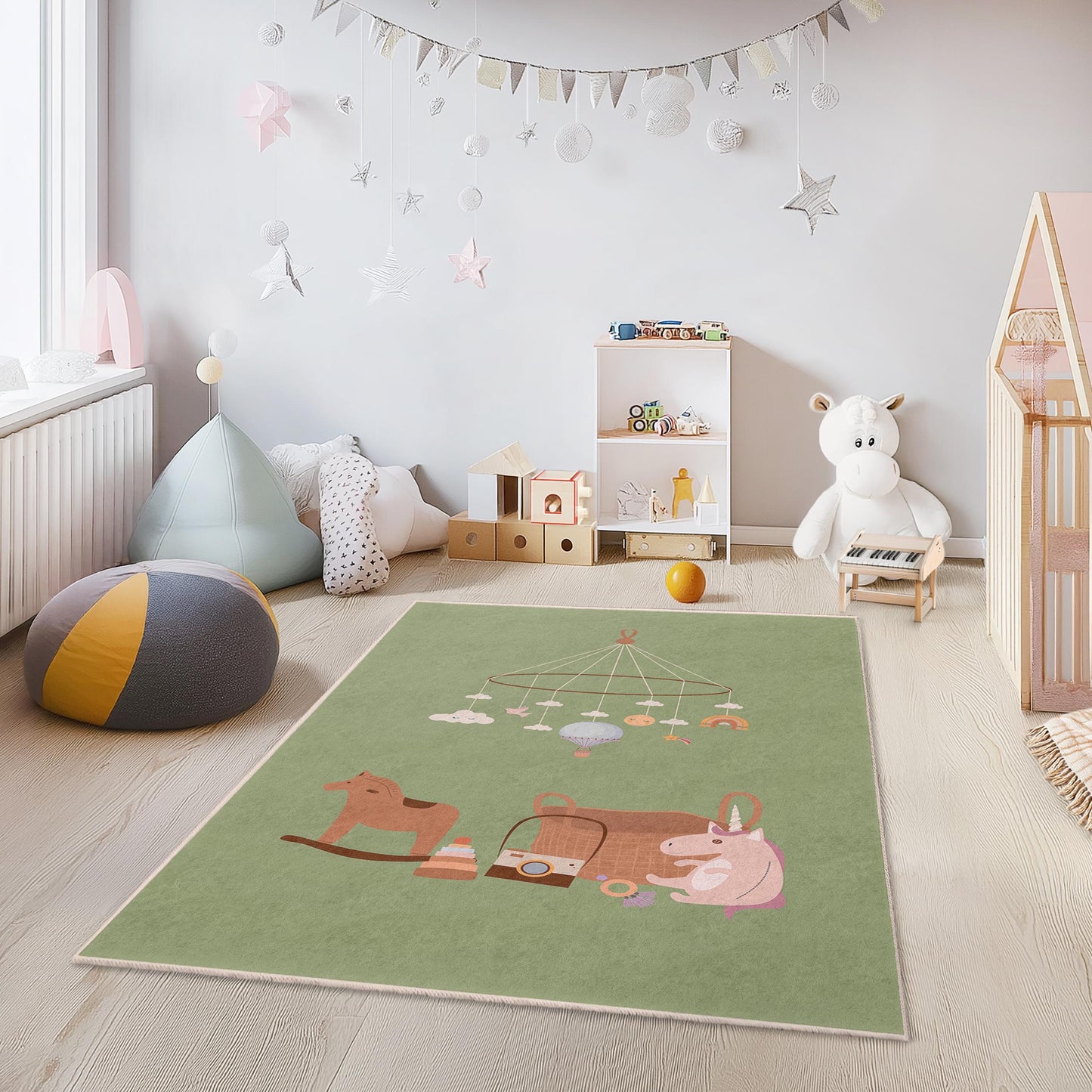 Verspielter Teppich mit Wolken- und Spielzeug-Mobile-Design, rechteckiger Kinderzimmerteppich, weiche Spielmatte für die Kinderzimmerdekoration