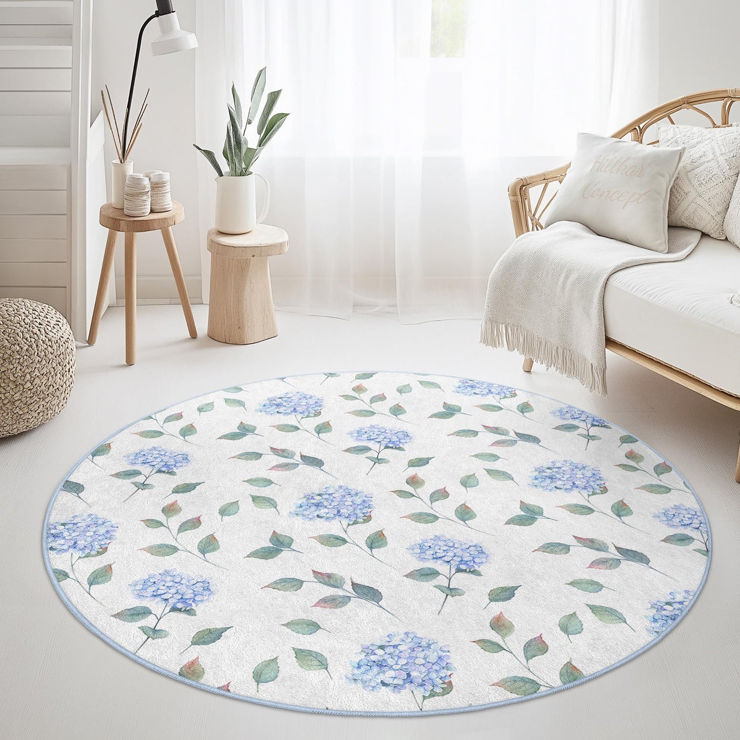 Eleganter runder Teppich mit Blumenmuster, blaue Hortensien, weicher Wohnzimmerteppich, runder Dekoteppich, Wohnaccessoire