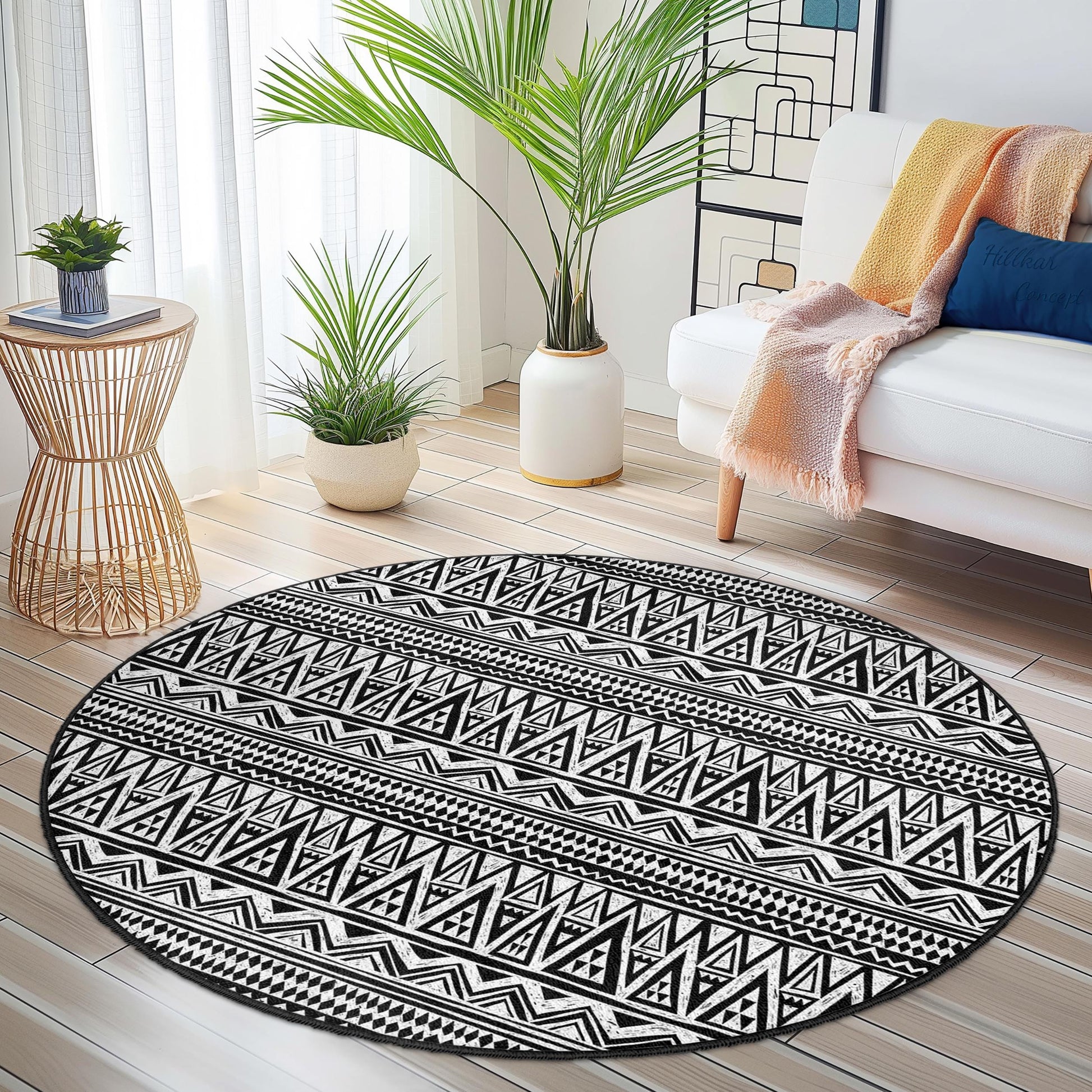 Geometric Pattern Round Area Rug, Black and White Circle Rug, Modern Decor for Living Room, Bedroom, Boho Style Round Rug