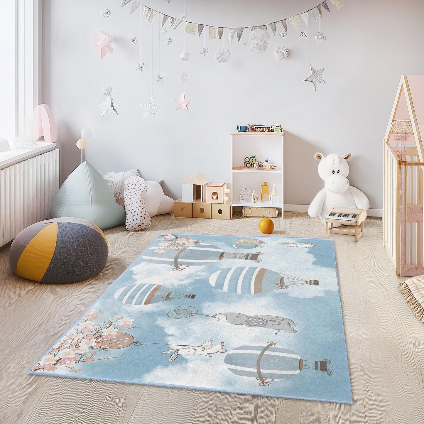 Verspielter rechteckiger Kinderteppich mit Heißluftballon-Motiv, Kinderzimmerdeko, weiche Spielmatte fürs Kinderzimmer, Spielzimmerteppich, Geschenk zur Babyparty