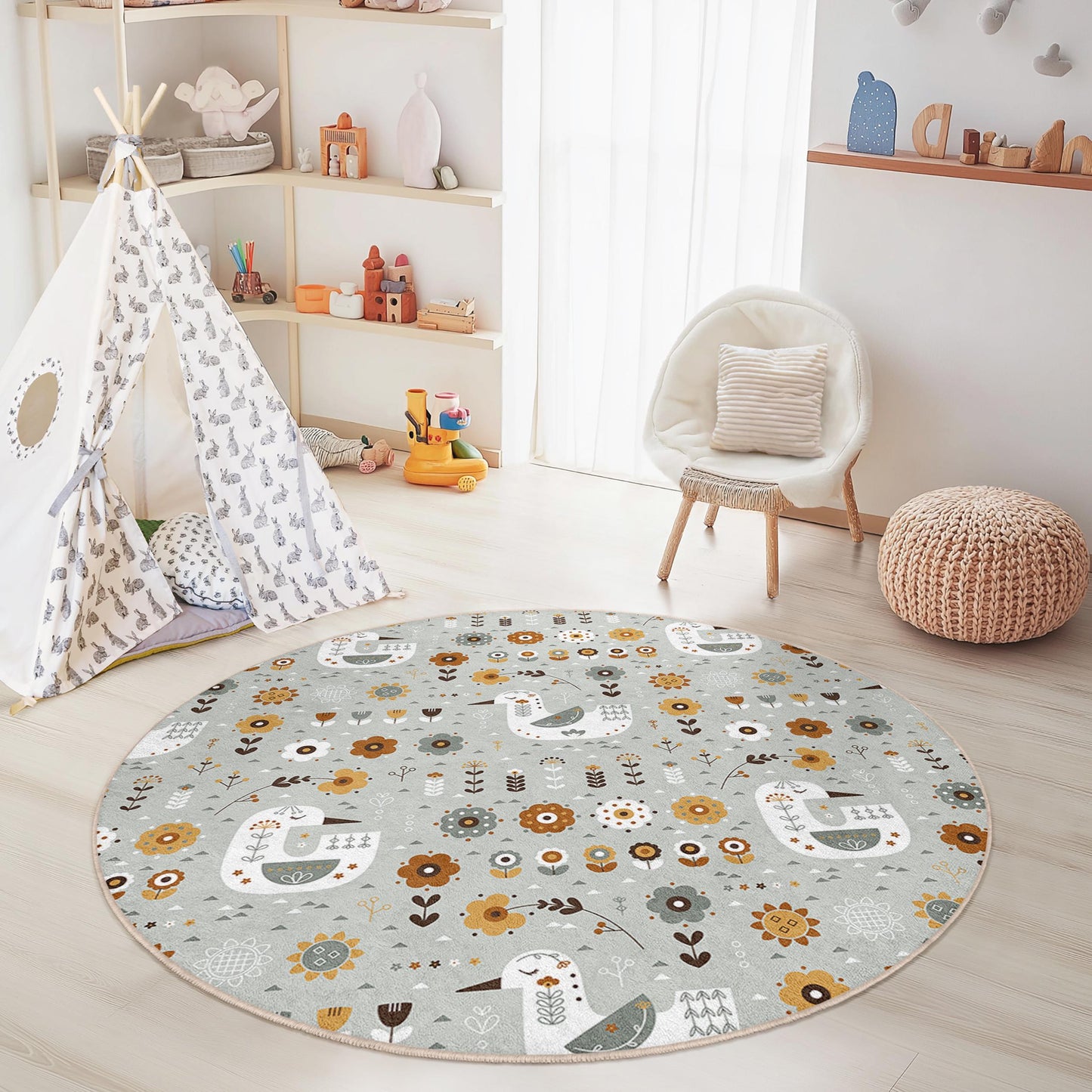 Runder Kinderteppich mit verspieltem Blumen- und Vogelmotiv, florale Spielmatte fürs Spielzimmer, gemütliche Kinderzimmerdekoration, weicher Kinderteppich
