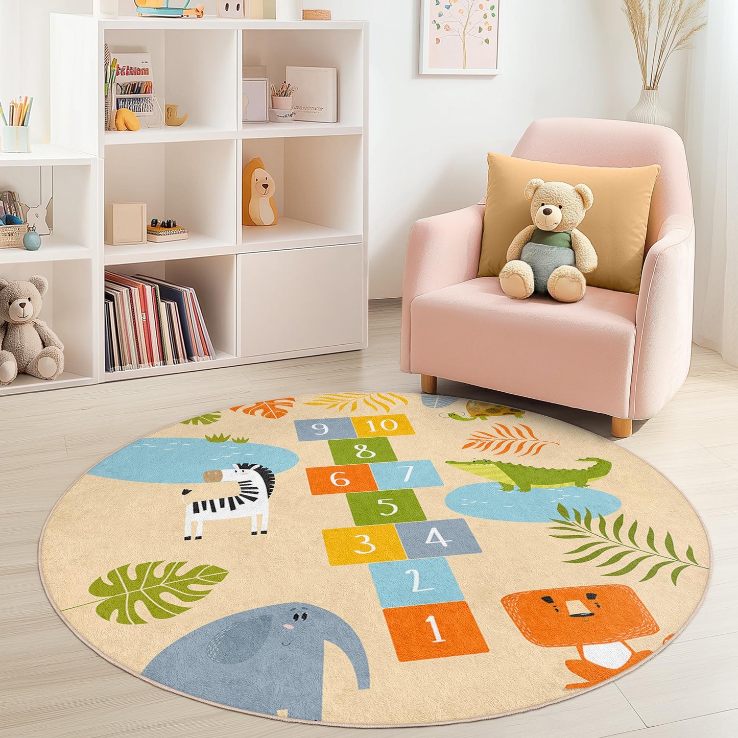 Runder Teppich mit Tiermotiven fürs Kinderzimmer, Hüpfspiel-Design, weicher Kinderzimmerteppich, interaktive Spielmatte, Kinderzimmerdeko, Dschungel-Thema