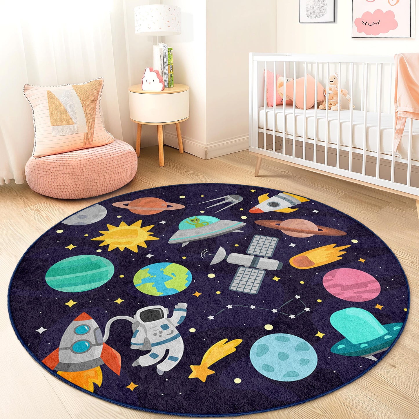 Runder Weltraum-Abenteuer-Kinderteppich, Spielmatte mit Galaxie-Motiv, Weltraum-Deko, Astronauten-Teppich fürs Kinderzimmer, Spielzimmerteppich