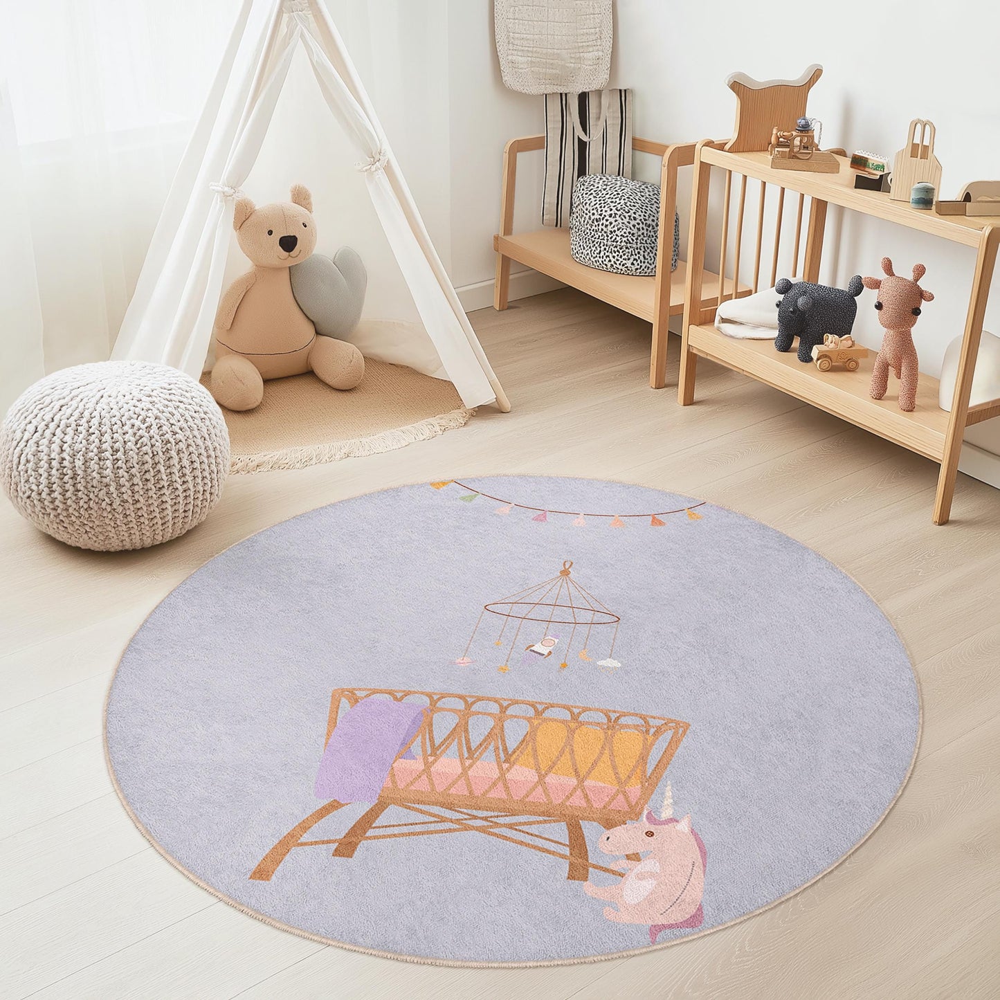 Verspielter runder Einhorn-Spielteppich für Kinder, niedlicher Kinderzimmerteppich, weiche Babyzimmermatte, runde Spielzimmerdekoration, verspieltes Einhorn-Thema