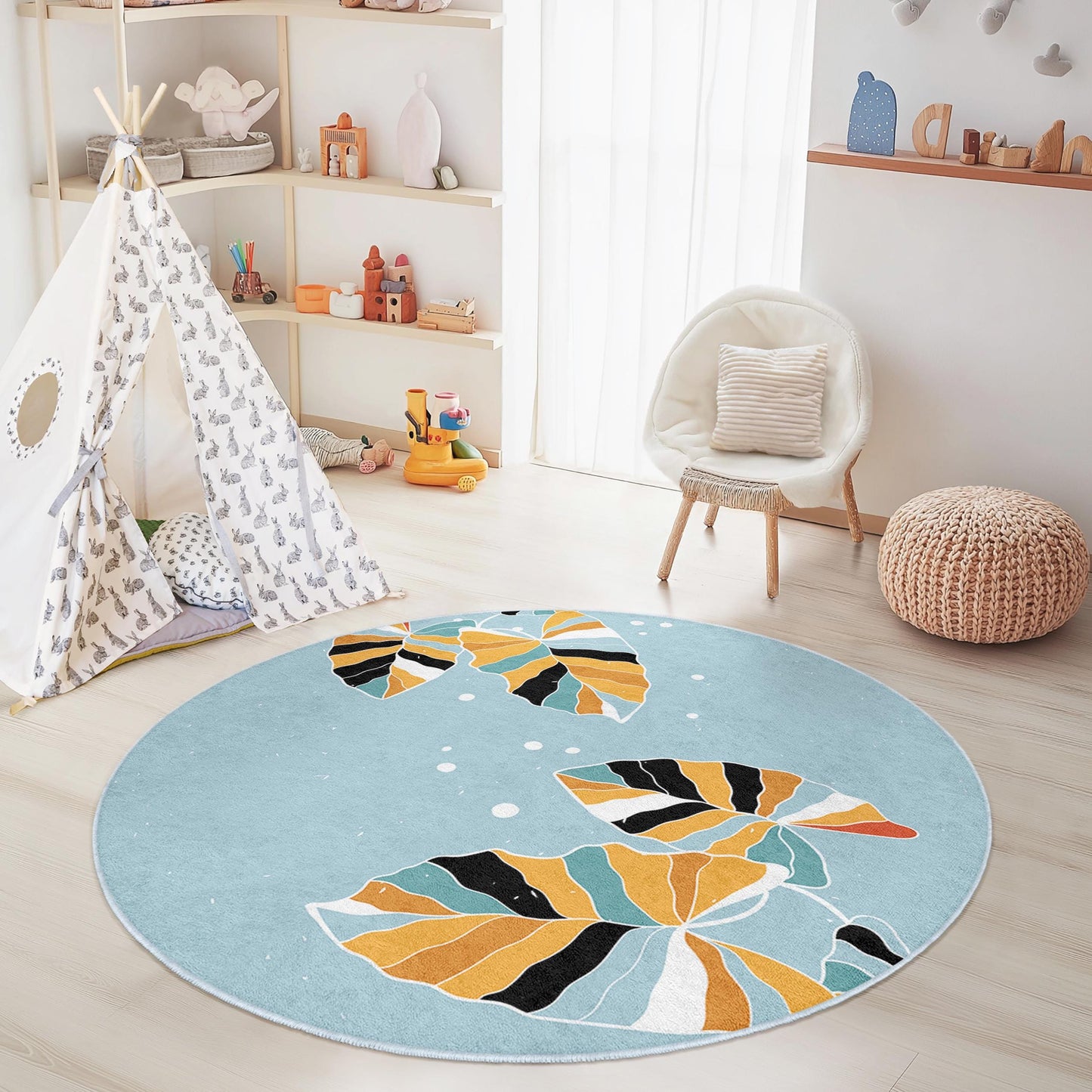Runder Kinderteppich mit verspieltem Blättermuster, farbenfroher Blumenteppich, runder Spielzimmerteppich, weiche Kinderzimmerdekoration, fröhlicher Kinderzimmerteppich