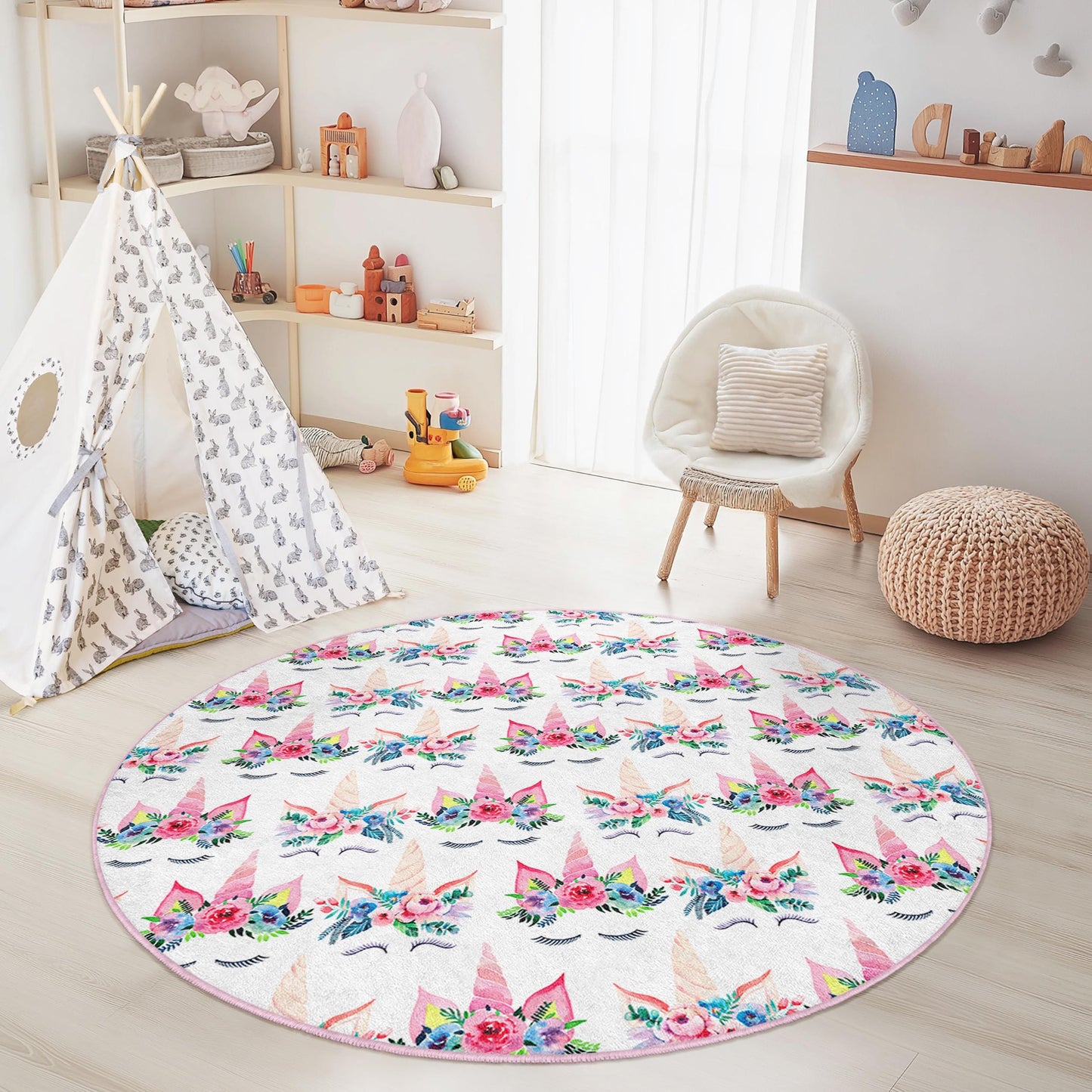 Verspielter runder Kinderteppich mit Einhorn-Blumenmuster, Einhorn-Spielmatte, niedliche Kinderzimmerdekoration, weicher runder Teppich für Kinderzimmer, Spielzimmerteppich