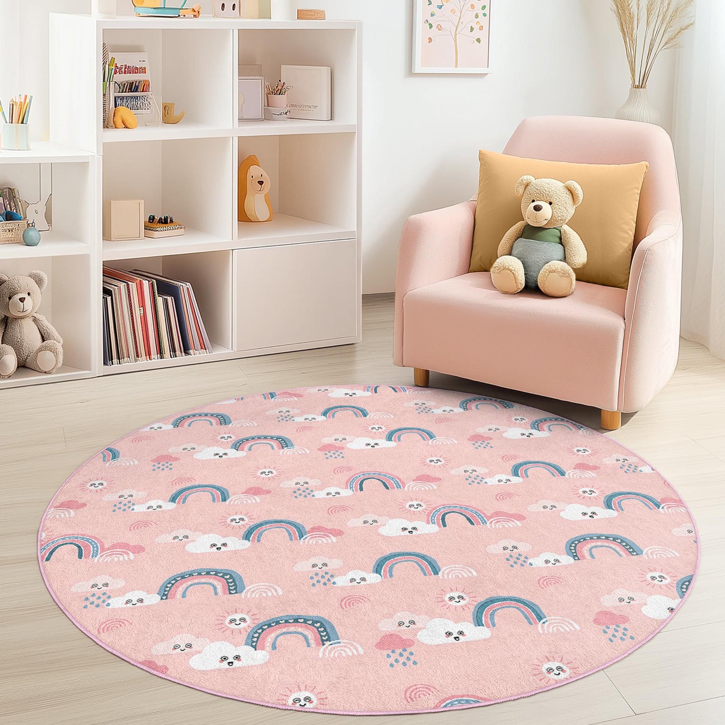 Regenbogenwolken-Kinderteppich: Zartrosa Teppich für Kinderzimmer und Spielzimmer