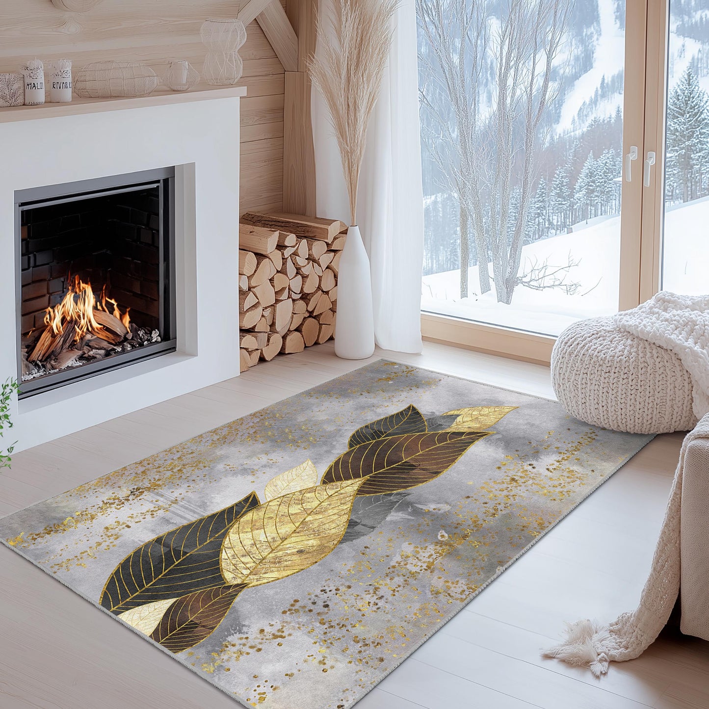 Botanischer Teppich mit Goldblattmuster: Moderne, elegante Wohndekoration
