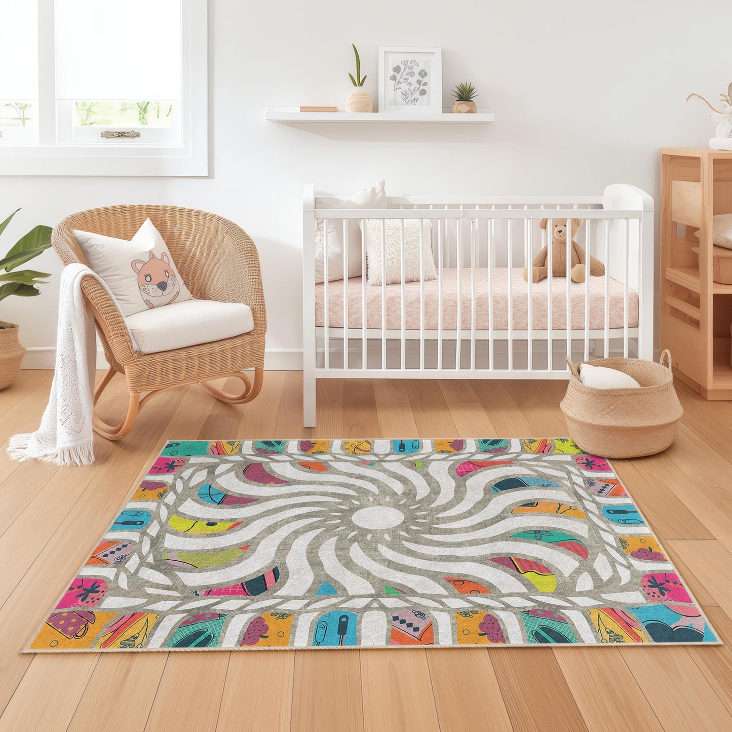 Bunter Kinderteppich mit Sonnenmuster, rechteckiger Spielzimmerteppich, farbenfroher Kinderzimmerteppich, fröhliche Kinderzimmerdekoration, weiche Spielmatte
