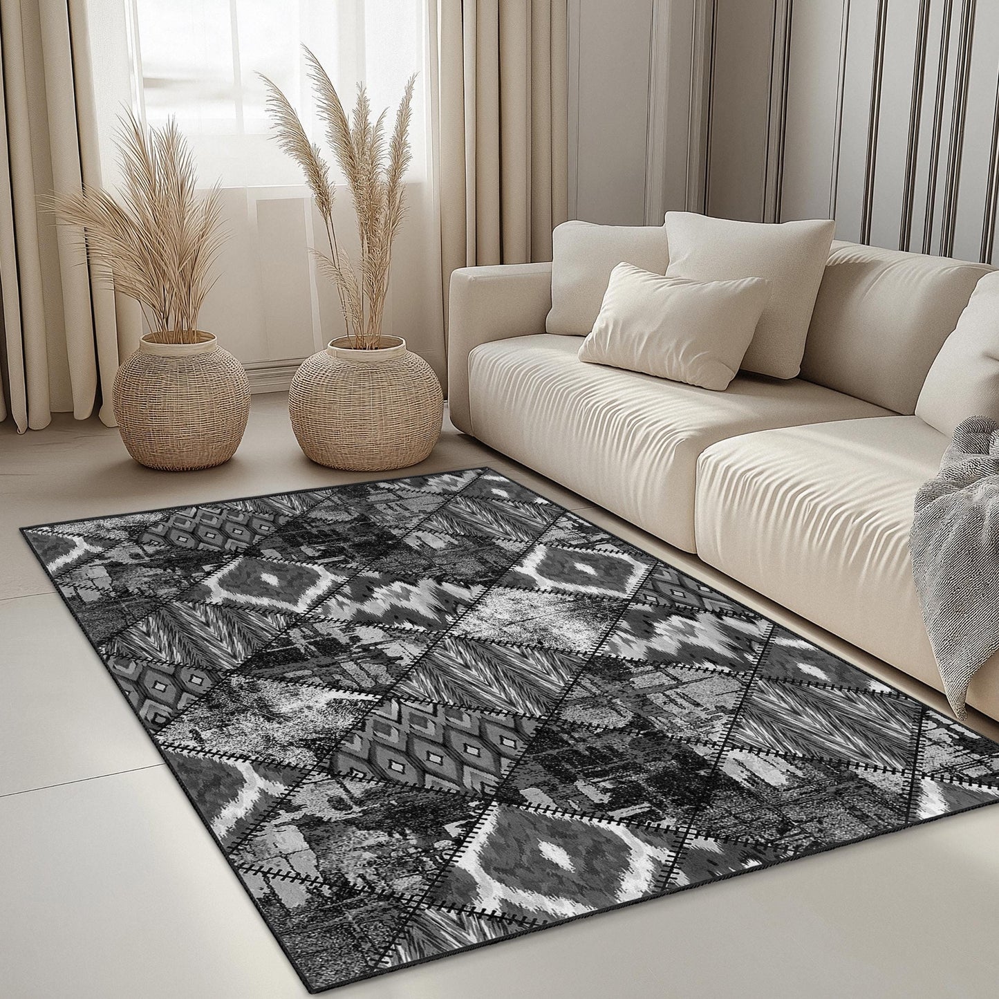 Geometrischer Teppich in Schwarz-Weiß: Moderner Teppich mit Rautenmuster