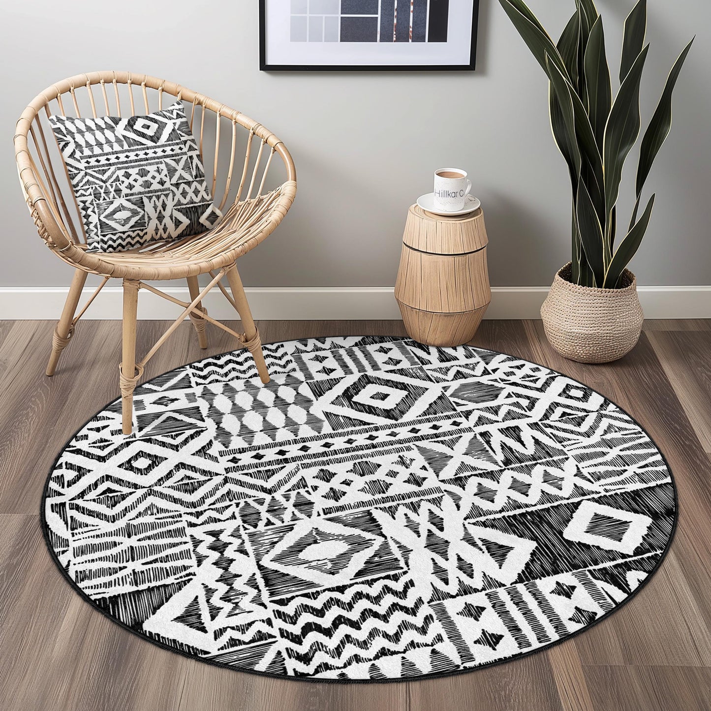 Moderner runder Teppich mit geometrischem Muster in Schwarz-Weiß, stilvoller runder Teppich für die Wohneinrichtung, zeitgenössischer runder Teppich, einzigartiges Wohnzimmer-Accessoire
