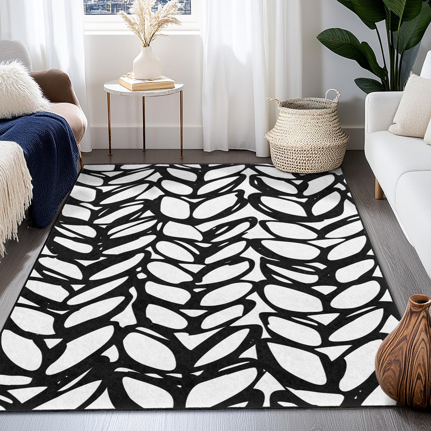 Eleganter rechteckiger Teppich mit schwarz-weißem Blattmuster, moderne Wohnaccessoires, stilvoller Wohnzimmerteppich, schicker Schlafzimmerteppich