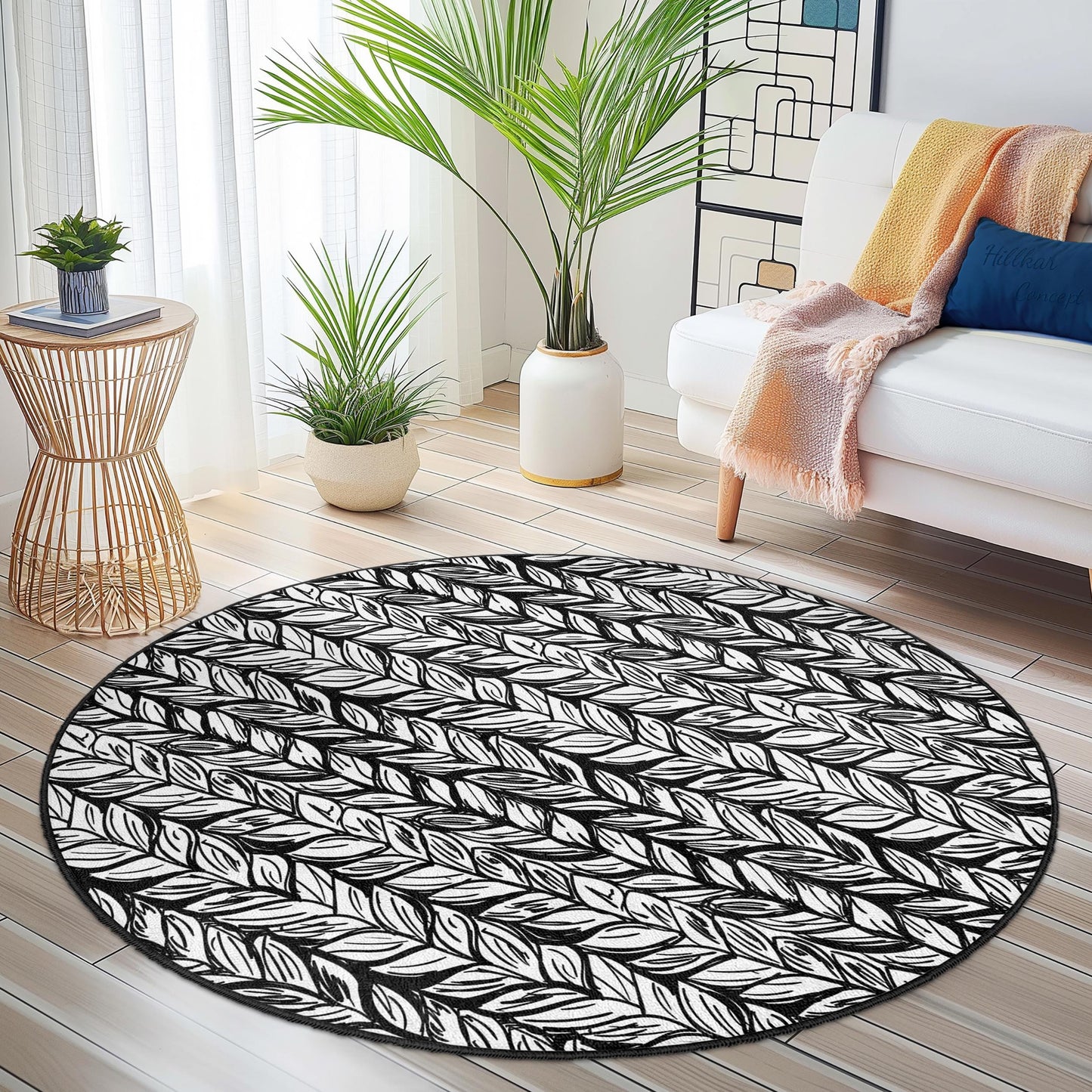 Runder Teppich mit schwarz-weißem Blattmuster, stilvoller Teppich mit Blattdesign, moderner Wohnzimmerteppich, naturnahe Dekoration, Boho-Rundteppich