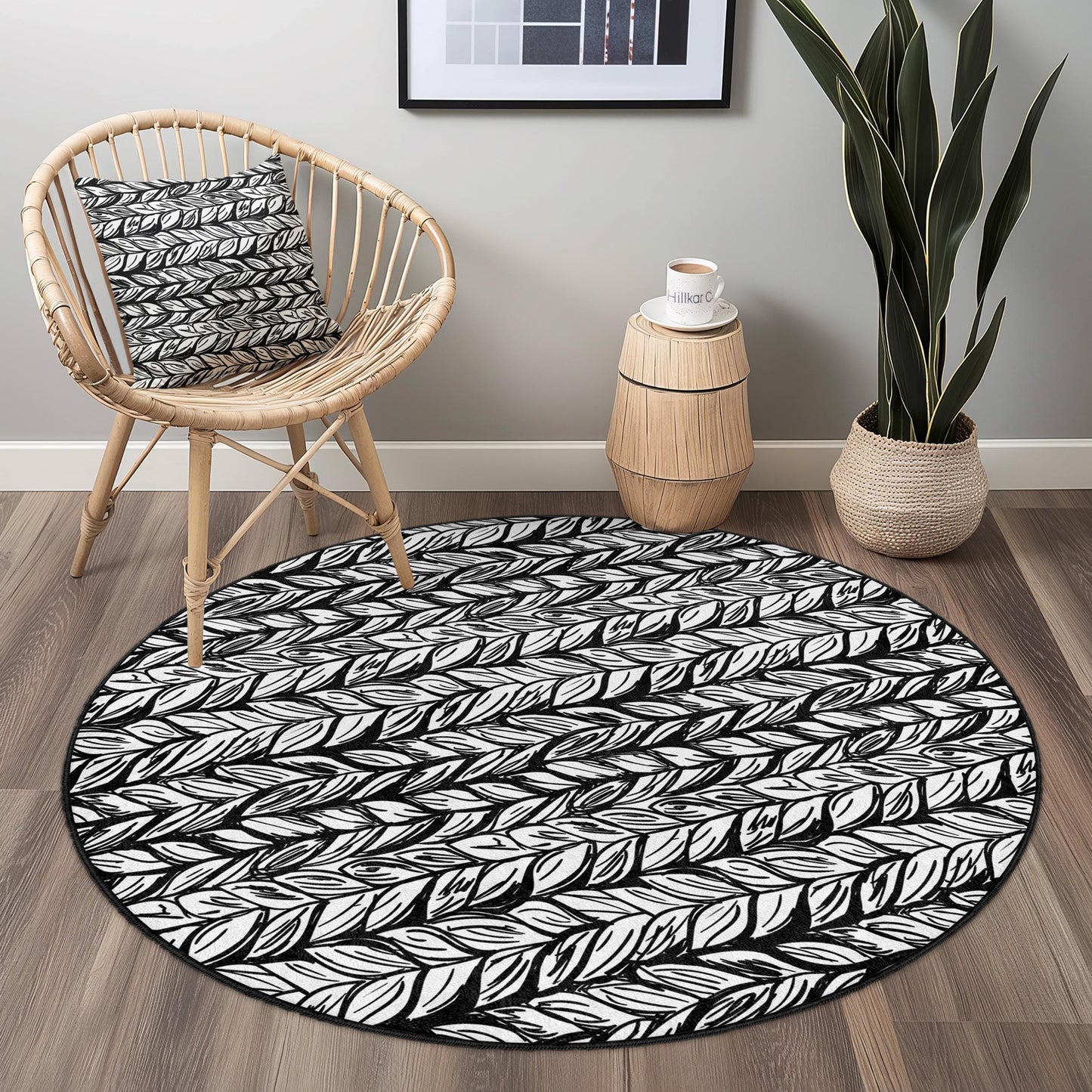 Runder Teppich mit schwarz-weißem Blattmuster, stilvoller Teppich mit Blattdesign, moderner Wohnzimmerteppich, naturnahe Dekoration, Boho-Rundteppich