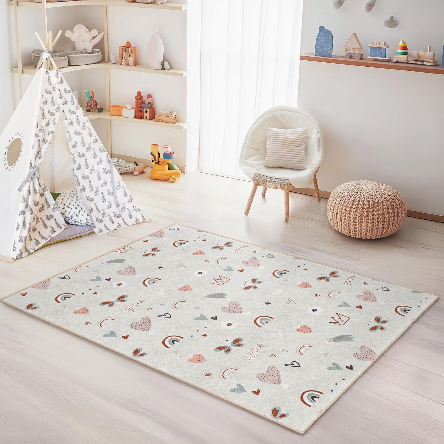 Rechteckiger Kinderteppich mit verspielten Herzen und Schmetterlingen, farbenfroher Spielzimmerteppich, Kinderzimmerteppich, Kinderzimmerdekoration