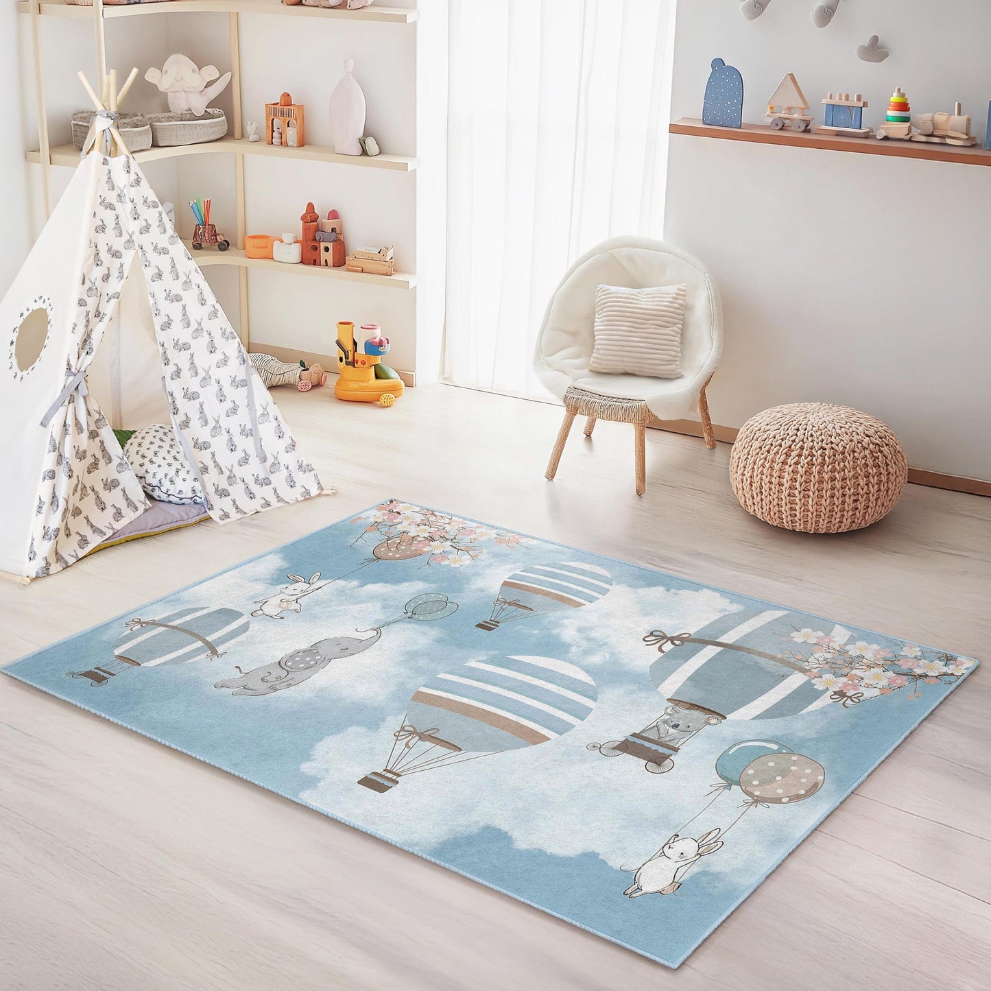 Verspielter rechteckiger Kinderteppich mit Heißluftballon-Motiv, Kinderzimmerdeko, weiche Spielmatte fürs Kinderzimmer, Spielzimmerteppich, Geschenk zur Babyparty