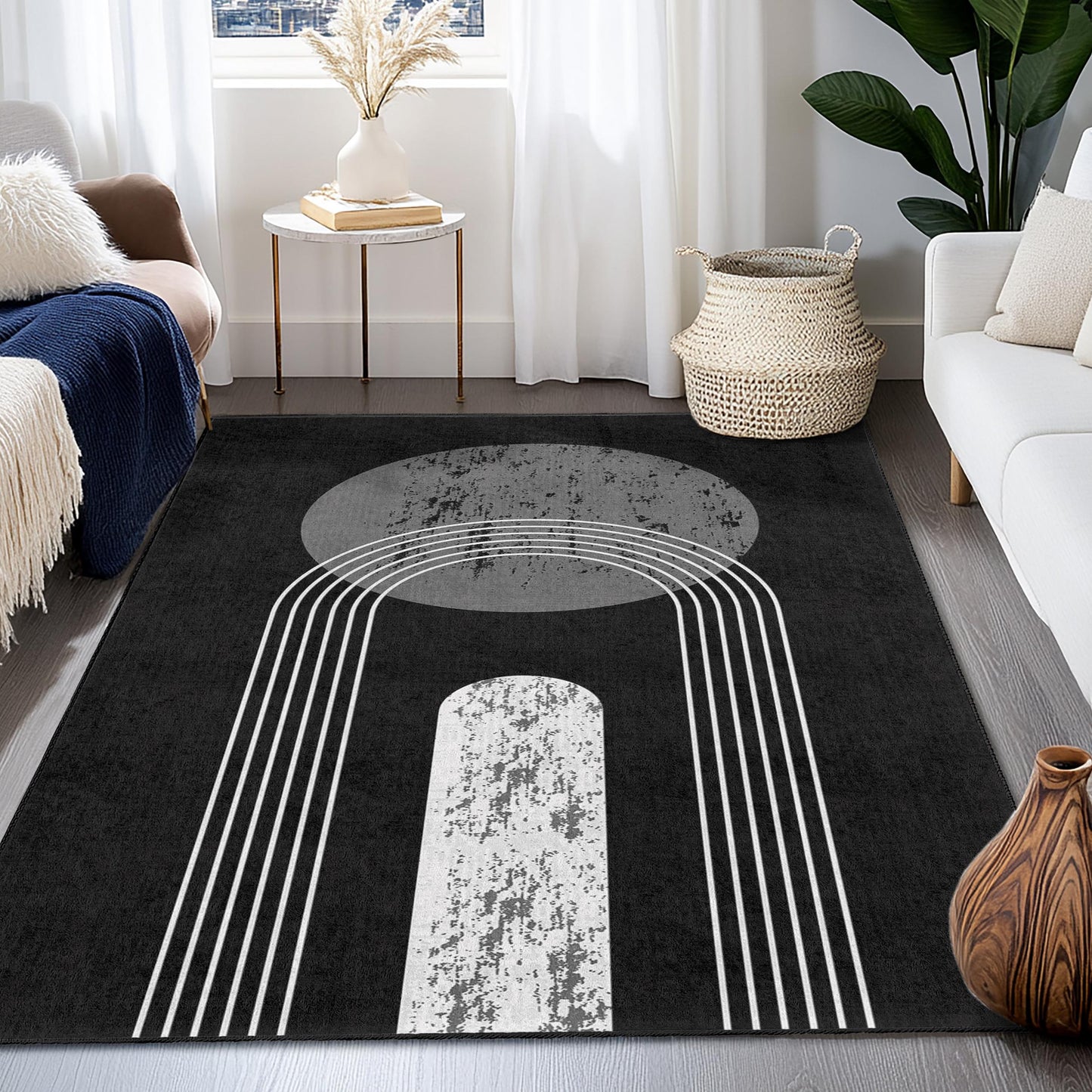 Moderner abstrakter rechteckiger Teppich, schwarz-weißer geometrischer Teppich, minimalistische Wohndekoration, stilvoller Wohnzimmerteppich, Blickfang