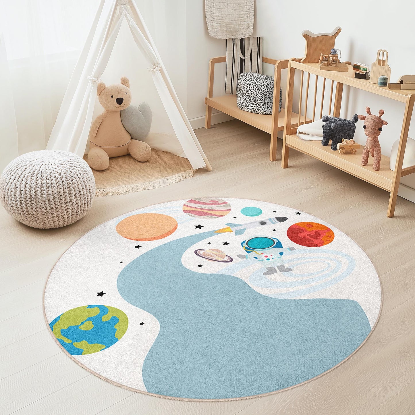 Runder Spielteppich mit Weltraum-Motiv, Astronauten-Teppich fürs Kinderzimmer, Spielmatte mit Galaxie-Motiv, bunter Kinderteppich