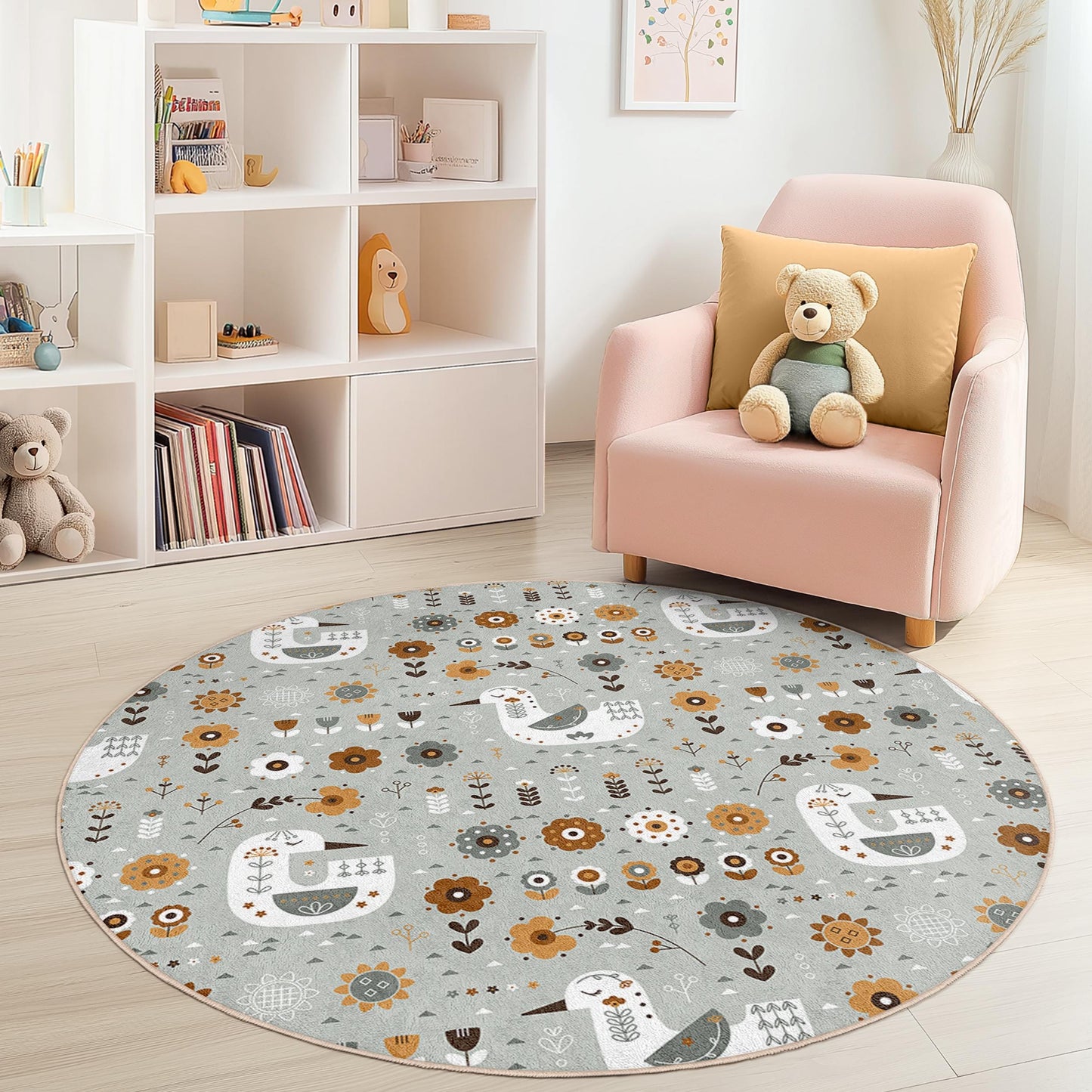 Runder Kinderteppich mit verspieltem Blumen- und Vogelmotiv, florale Spielmatte fürs Spielzimmer, gemütliche Kinderzimmerdekoration, weicher Kinderteppich