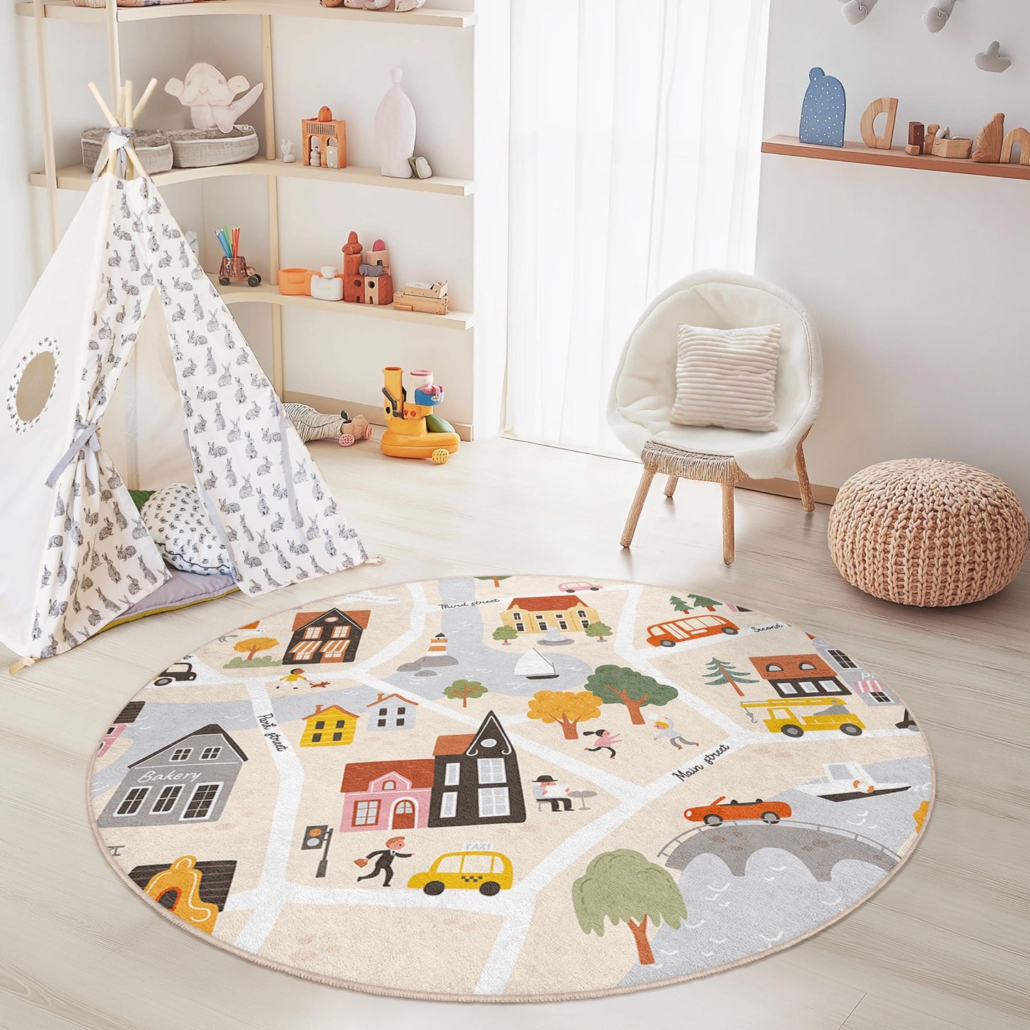 Verspielter runder Kinderteppich mit Stadtplan-Motiv, interaktive Spielmatte fürs Kinderzimmer, weiche Kinderzimmerdekoration, kinderfreundlicher Teppich