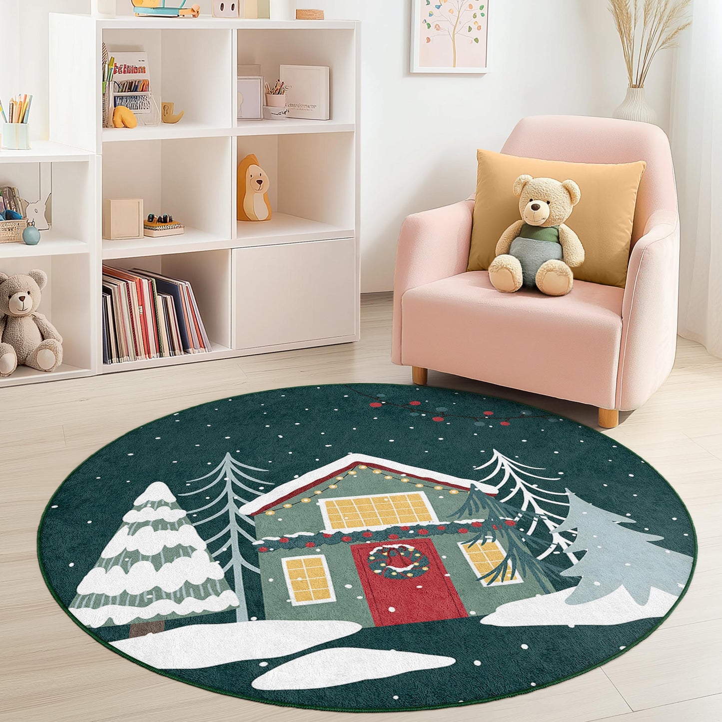 Runder Winterwunderland-Kinderteppich, Weihnachtsbaum-Deko-Teppich, Spielmatte mit Weihnachtsmotiven, gemütlicher Kinderzimmerteppich, festlicher Teppich fürs Kinderzimmer
