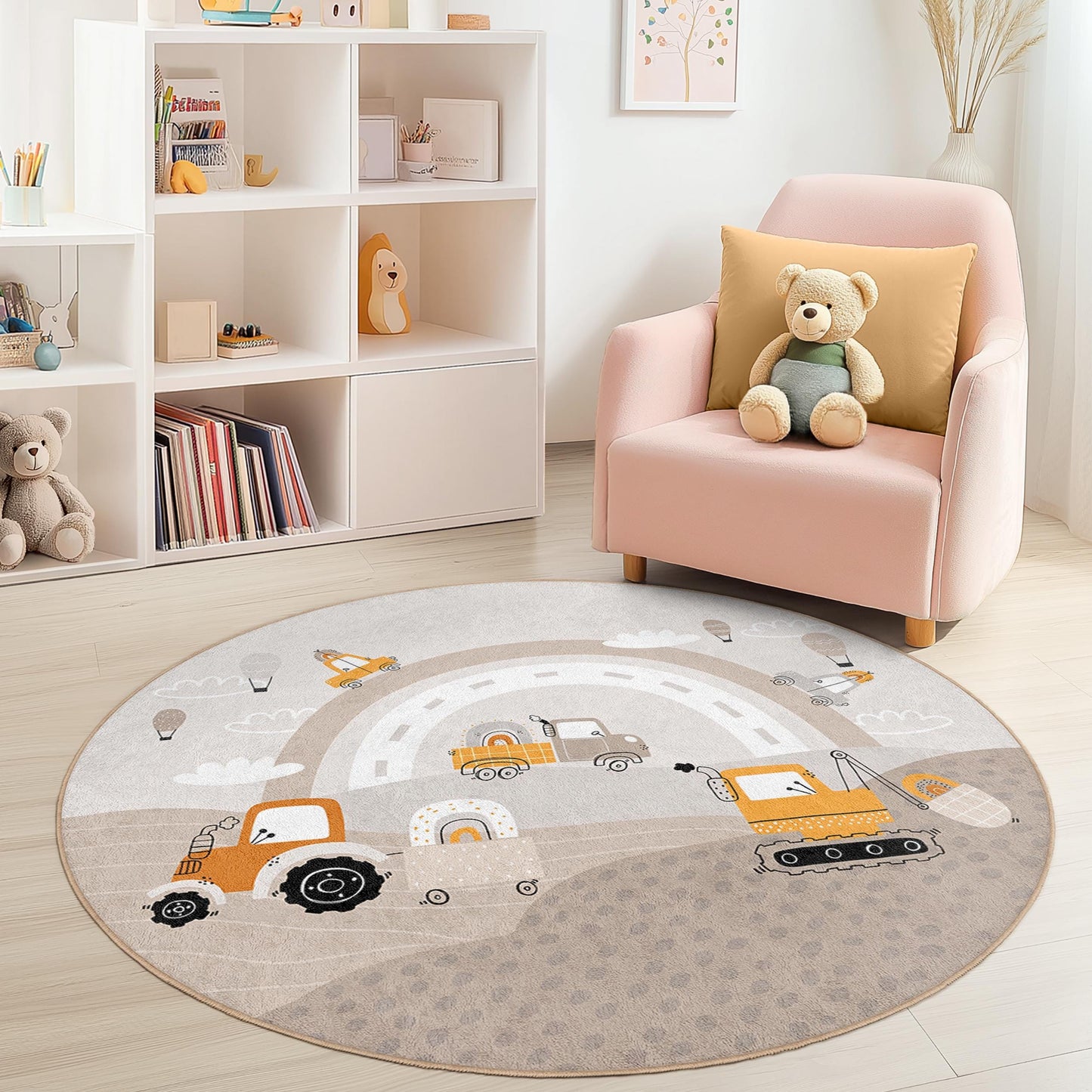 Runder Spielteppich mit Baustellenfahrzeugen, niedliches LKW- und Maschinenmotiv, Kinderzimmerdeko, Spielzimmerteppich, weicher Kinderteppich