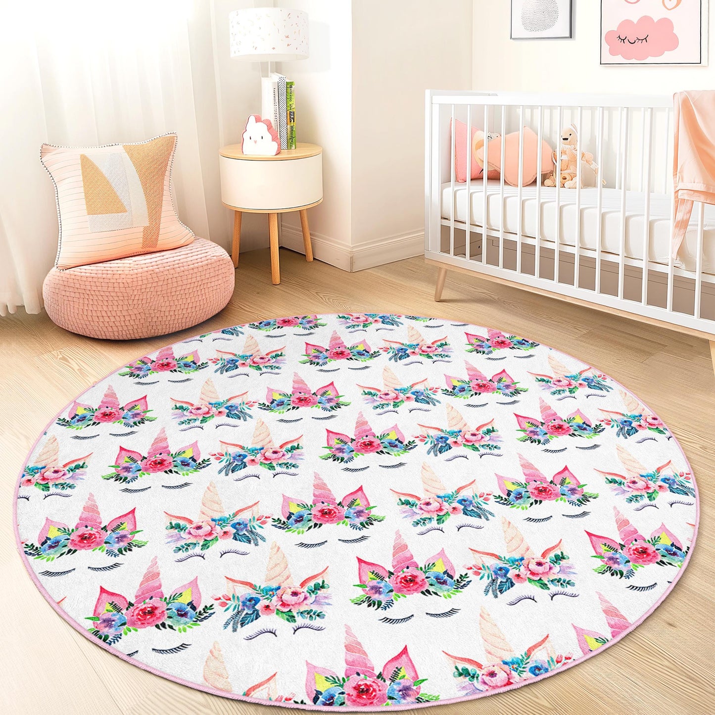 Verspielter runder Kinderteppich mit Einhorn-Blumenmuster, Einhorn-Spielmatte, niedliche Kinderzimmerdekoration, weicher runder Teppich für Kinderzimmer, Spielzimmerteppich