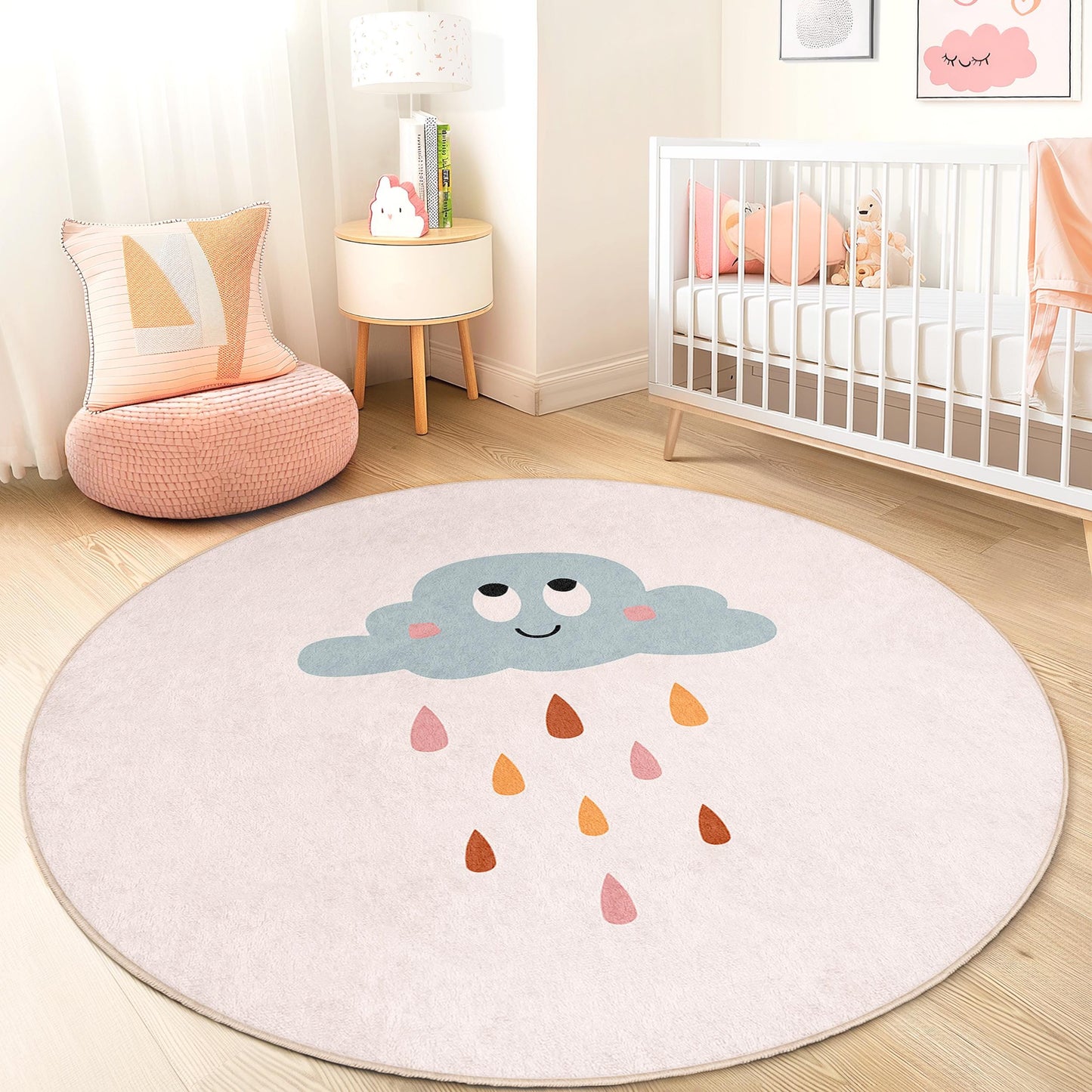 Spielteppich mit Cartoon-Wolkenmotiv: Weiche Spielmatte fürs Kinderzimmer